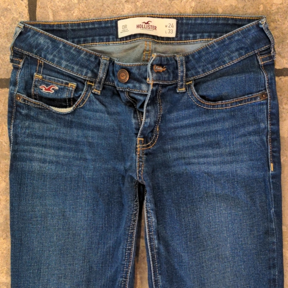 Women's Hollister blue jeans
